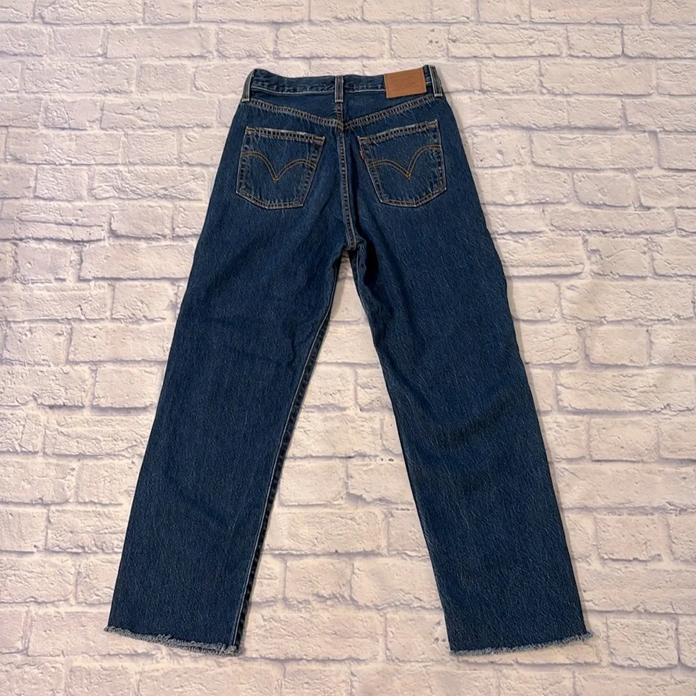 Levi’s Premium Denim Ribcage Straight Ankle High Waisted Denim Jeans Size 26